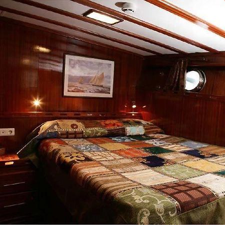 Tersane IV Vincitore 4 Hotel di Bruno Barbieri Palermo Eksteriør billede